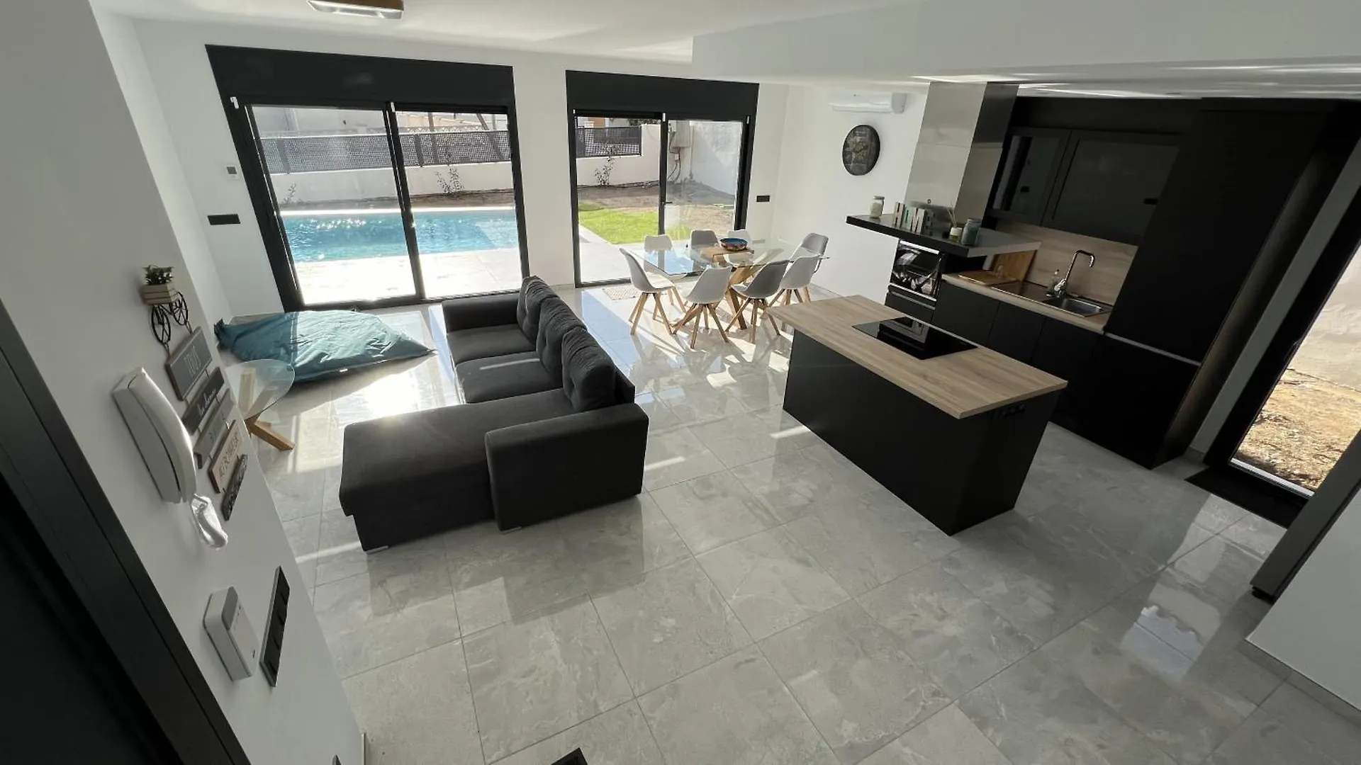 Casa Moderna Roses Con Piscina Y Jardin Mas Bosca, Roses Villa Palau Saverdera