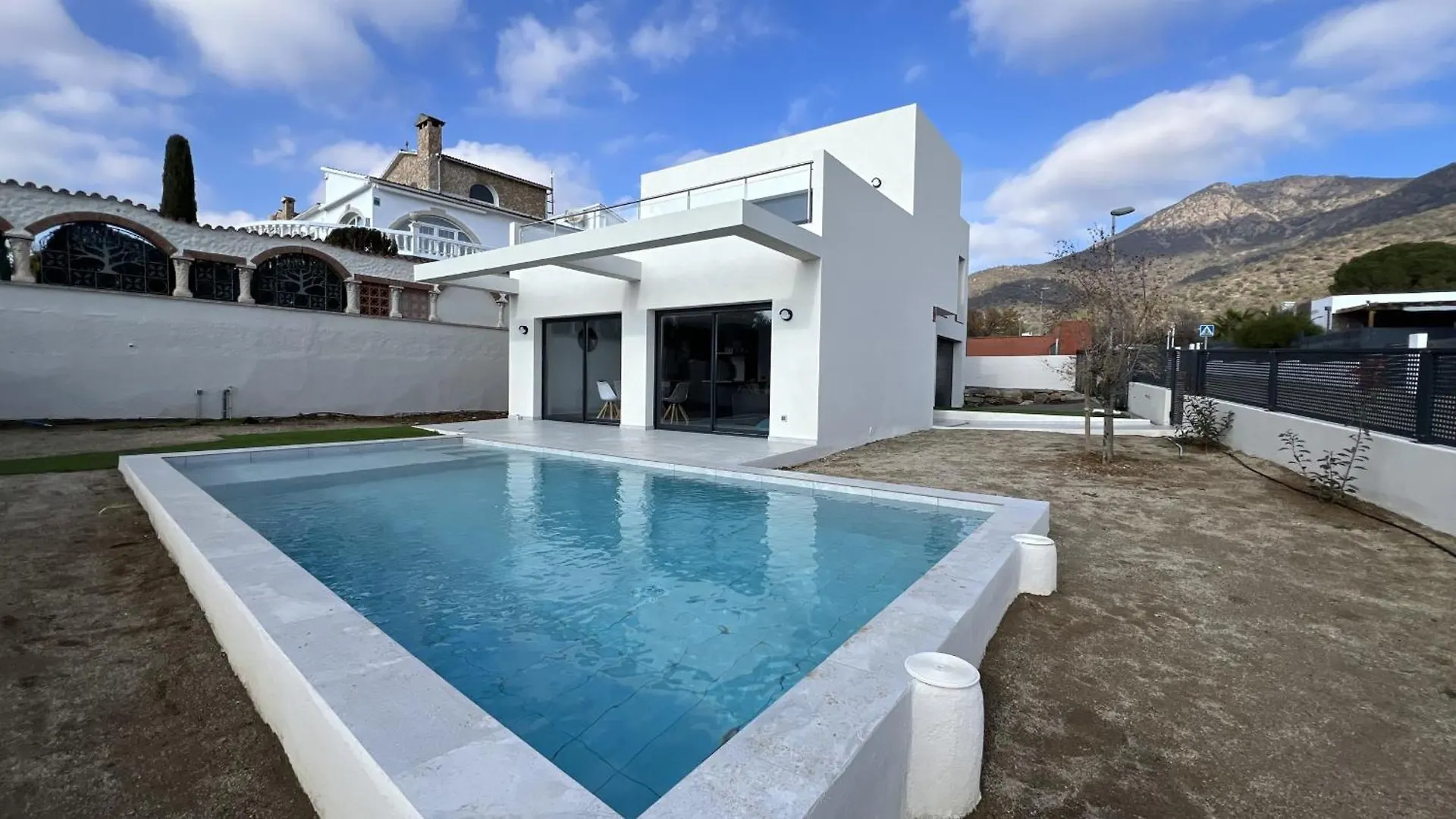Holiday home Casa Moderna Roses Con Piscina Y Jardin Mas Bosca, Roses Villa Palau Saverdera